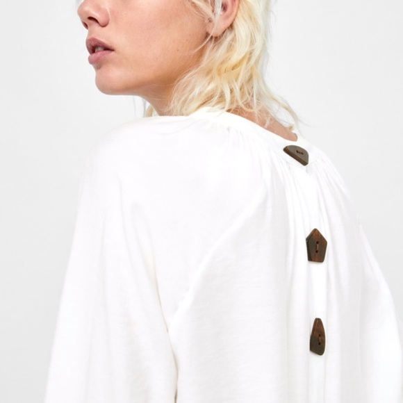 NWT Zara Blouse With Buttons - Picture 8 of 8